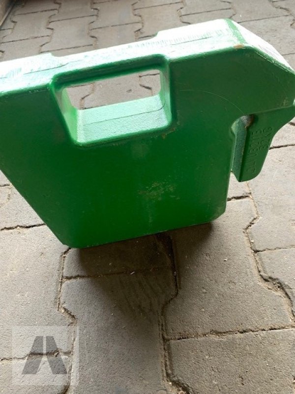 Sonstige Traktorteile vrste John Deere Frontgewicht 32 kg, Neumaschine v Regensburg (Slika 2)