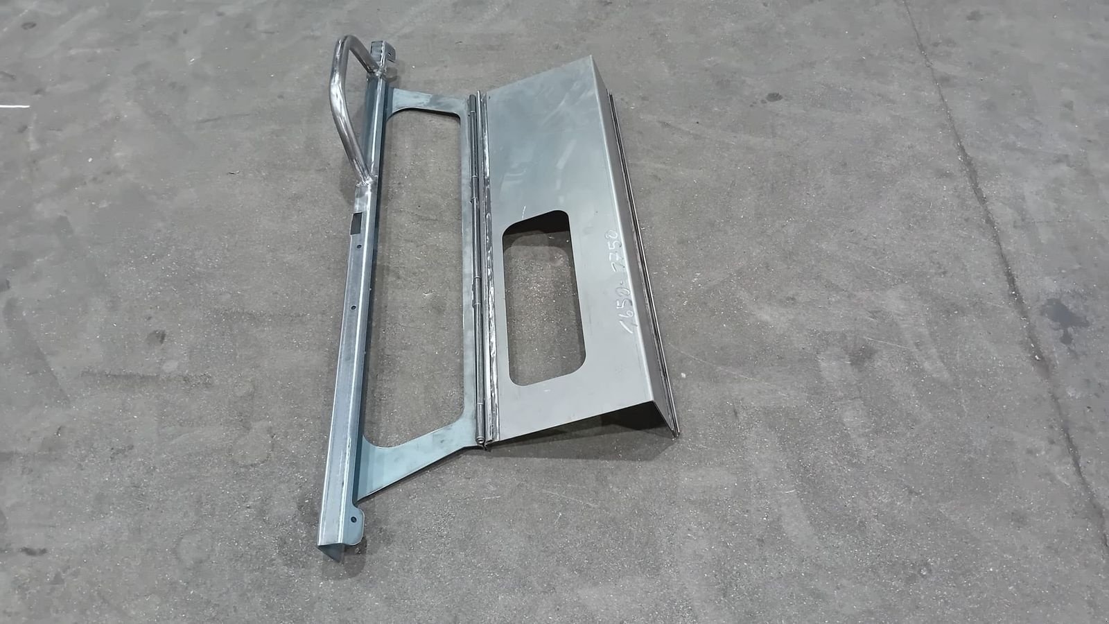 Sonstige Traktorteile des Typs Lindner Lindner Abschlussblech, Neumaschine in NATTERNBACH (Bild 5)