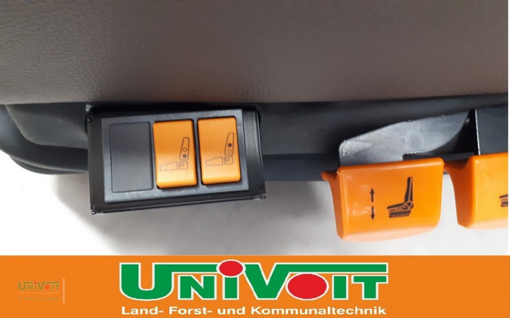 Sonstige Traktorteile des Typs Mercedes-Benz Fahrersitz MB trac NEU Luftgefedert, Neumaschine in Warmensteinach (Bild 7)