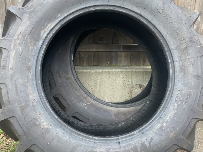 Sonstige Traktorteile des Typs Mitas 420/70 R30, Gebrauchtmaschine in Ochsenhausen (Bild 1)