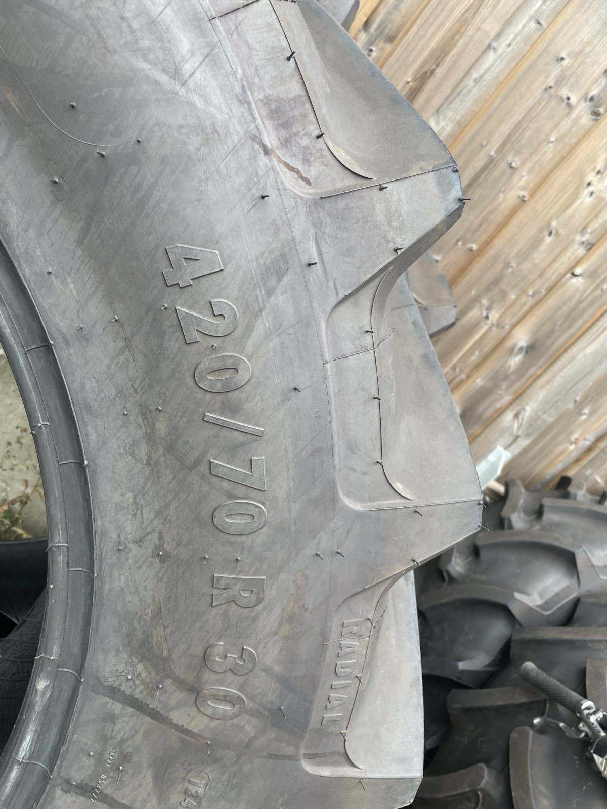 Sonstige Traktorteile typu Mitas 420/70 R30, Gebrauchtmaschine v Ochsenhausen (Obrázek 2)