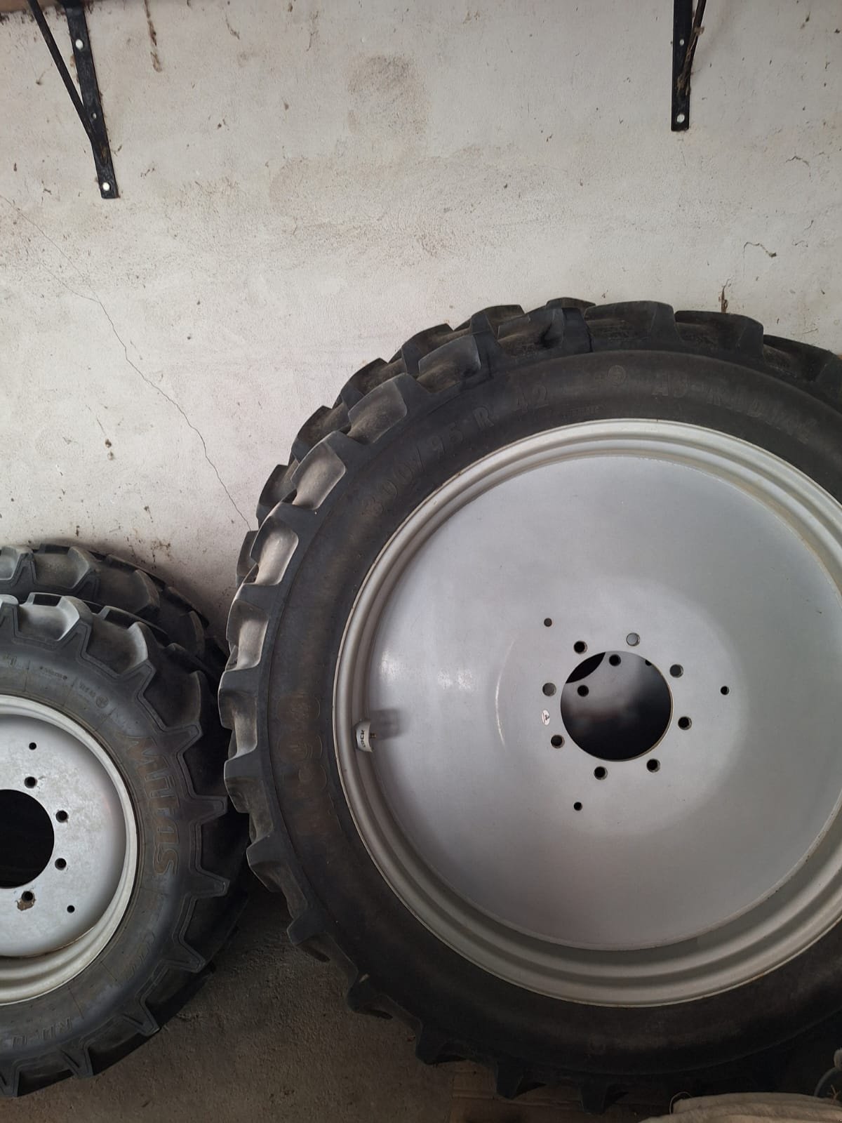 Sonstige Traktorteile des Typs Mitas Pflegebereifung, Gebrauchtmaschine in Weigenheim (Bild 2)