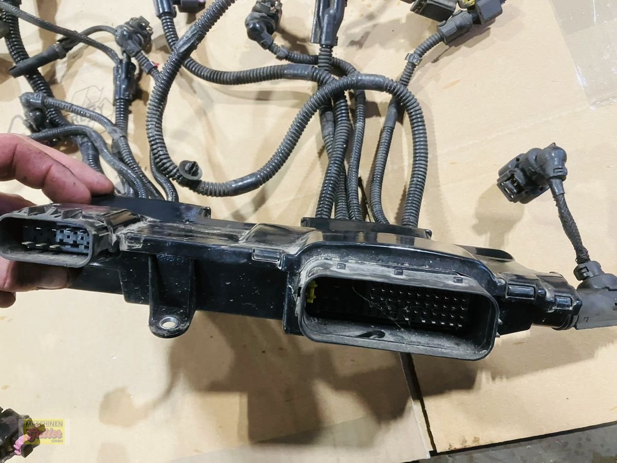 Sonstige Traktorteile типа New Holland CNH 504388404 Kabelbaum, Gebrauchtmaschine в Kötschach (Фотография 2)