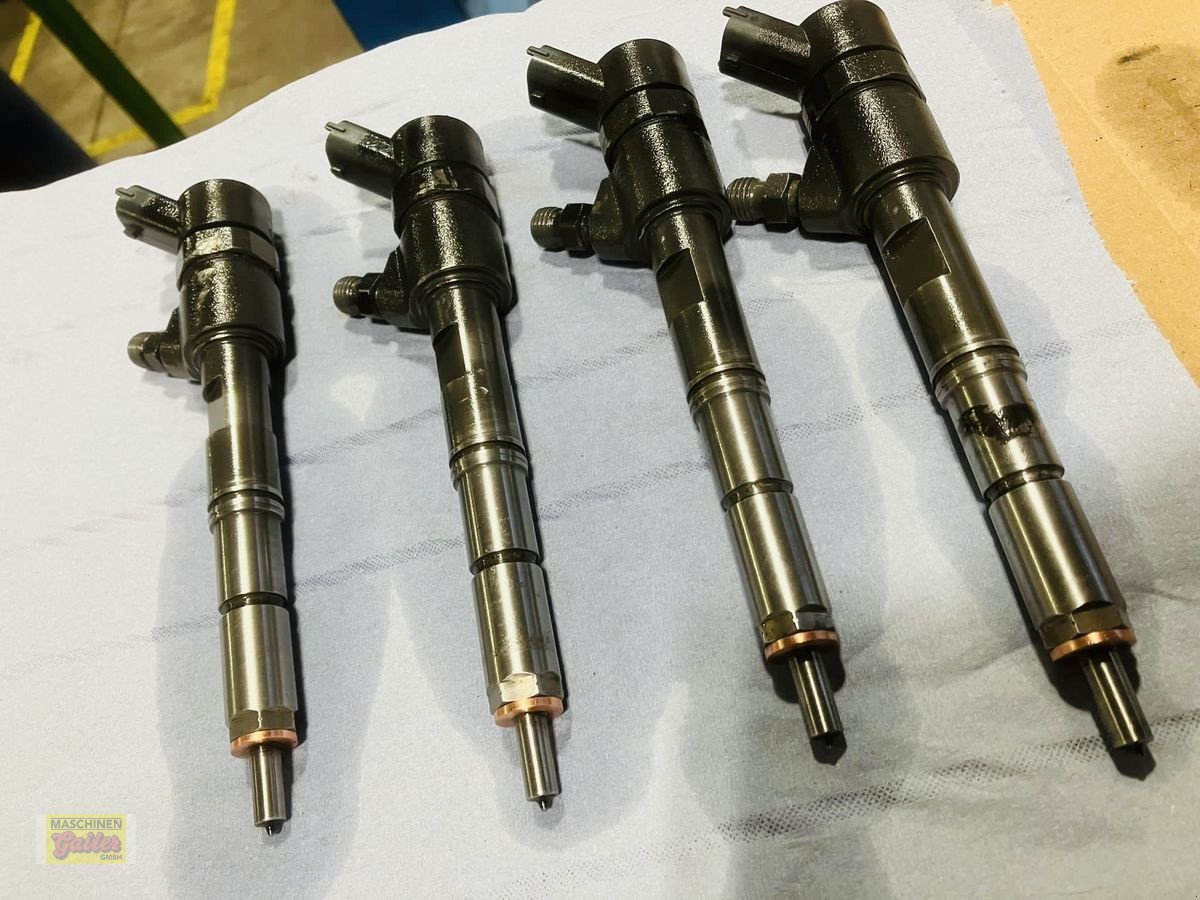 Sonstige Traktorteile des Typs New Holland CNH 5801470098 // 5801376566 Einspritzdüsen, Gebrauchtmaschine in Kötschach (Bild 2)