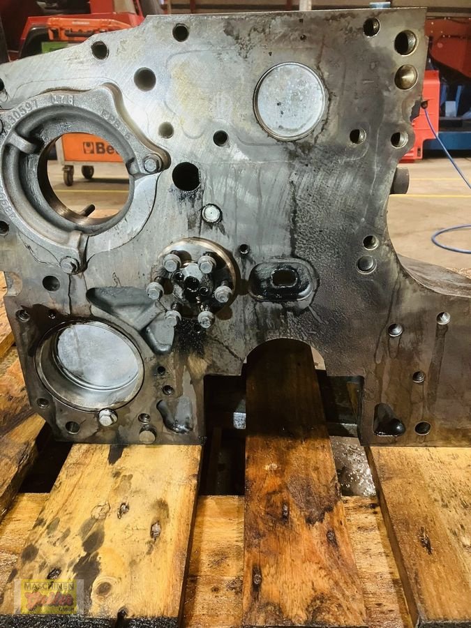 Sonstige Traktorteile des Typs New Holland CNH 5802274207 // 504355927 Zylinderblock, Gebrauchtmaschine in Kötschach (Bild 4)