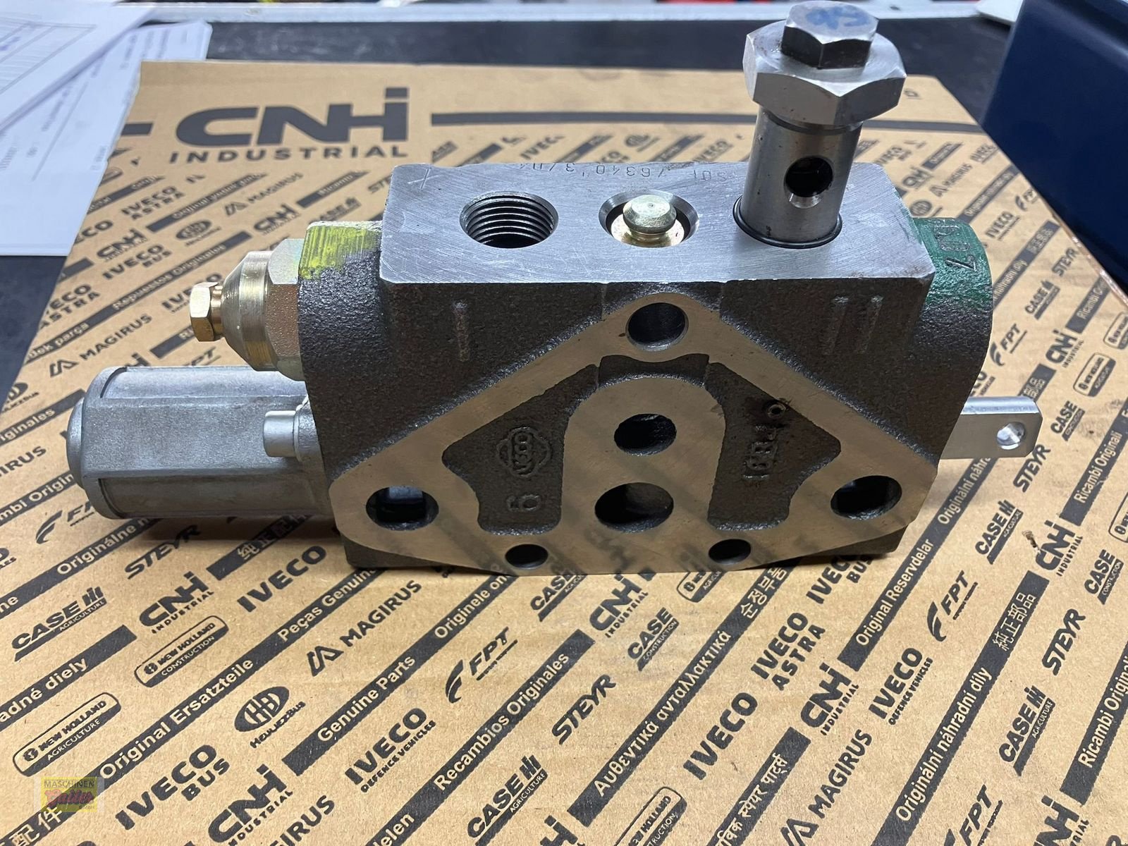 Sonstige Traktorteile del tipo New Holland CNH Ersatzteile, Neumaschine In Kötschach (Immagine 20)