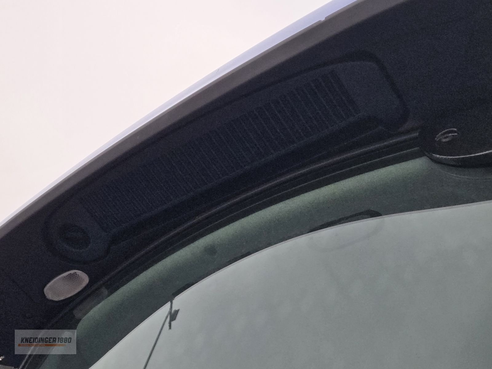 Sonstige Traktorteile typu New Holland Dachschale komplett, Gebrauchtmaschine v Altenfelden (Obrázek 5)