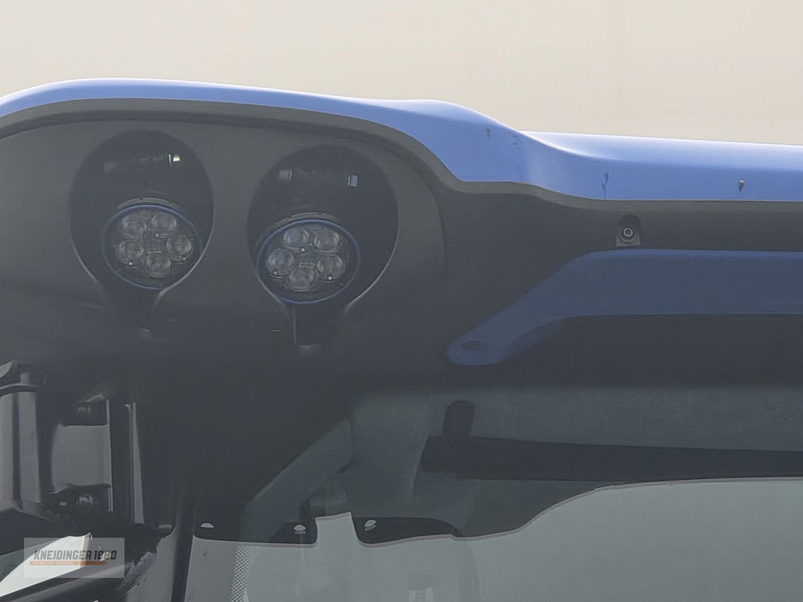 Sonstige Traktorteile typu New Holland Dachschale komplett, Gebrauchtmaschine v Altenfelden (Obrázek 3)