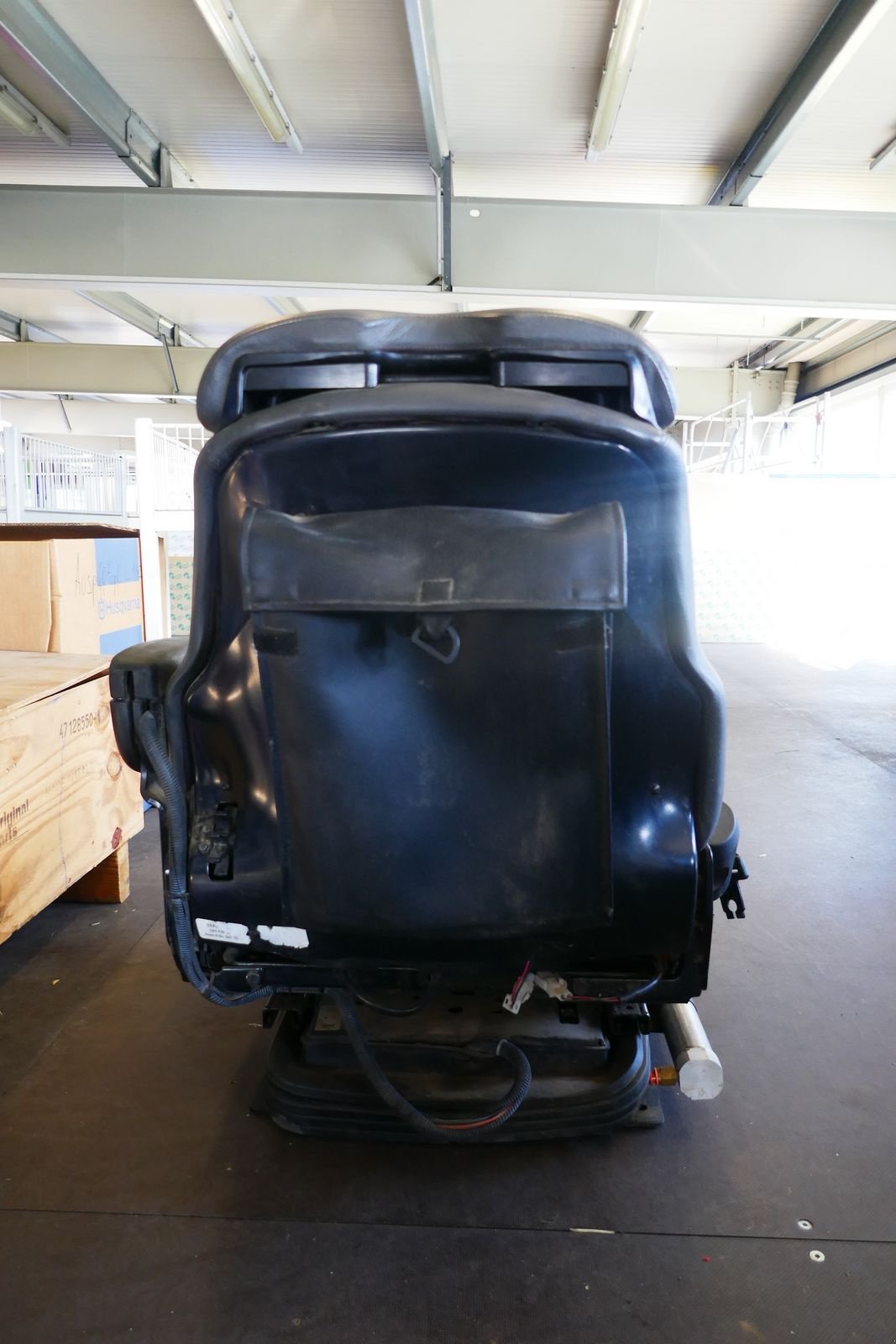 Sonstige Traktorteile типа New Holland Fahrersitz, Gebrauchtmaschine в Villach (Фотография 7)