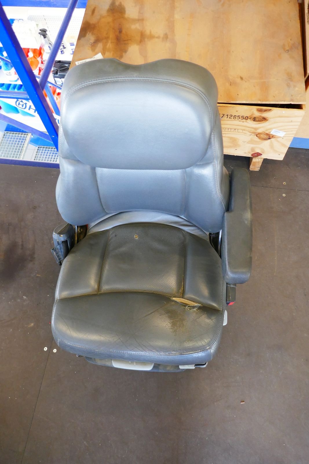 Sonstige Traktorteile типа New Holland Fahrersitz, Gebrauchtmaschine в Villach (Фотография 2)