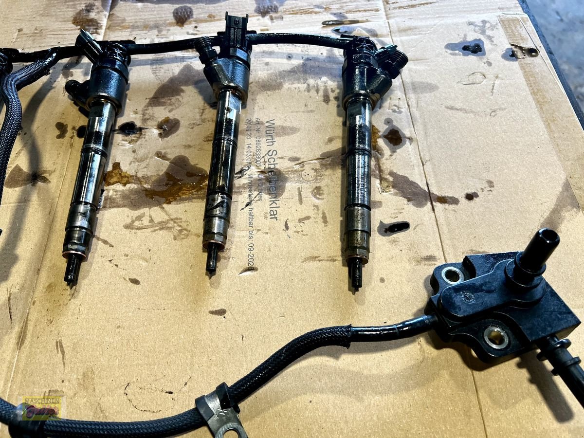 Sonstige Traktorteile des Typs New Holland Kraftstoffeinspritzdüsen 5801790338 / 5801714290, Gebrauchtmaschine in Kötschach (Bild 3)