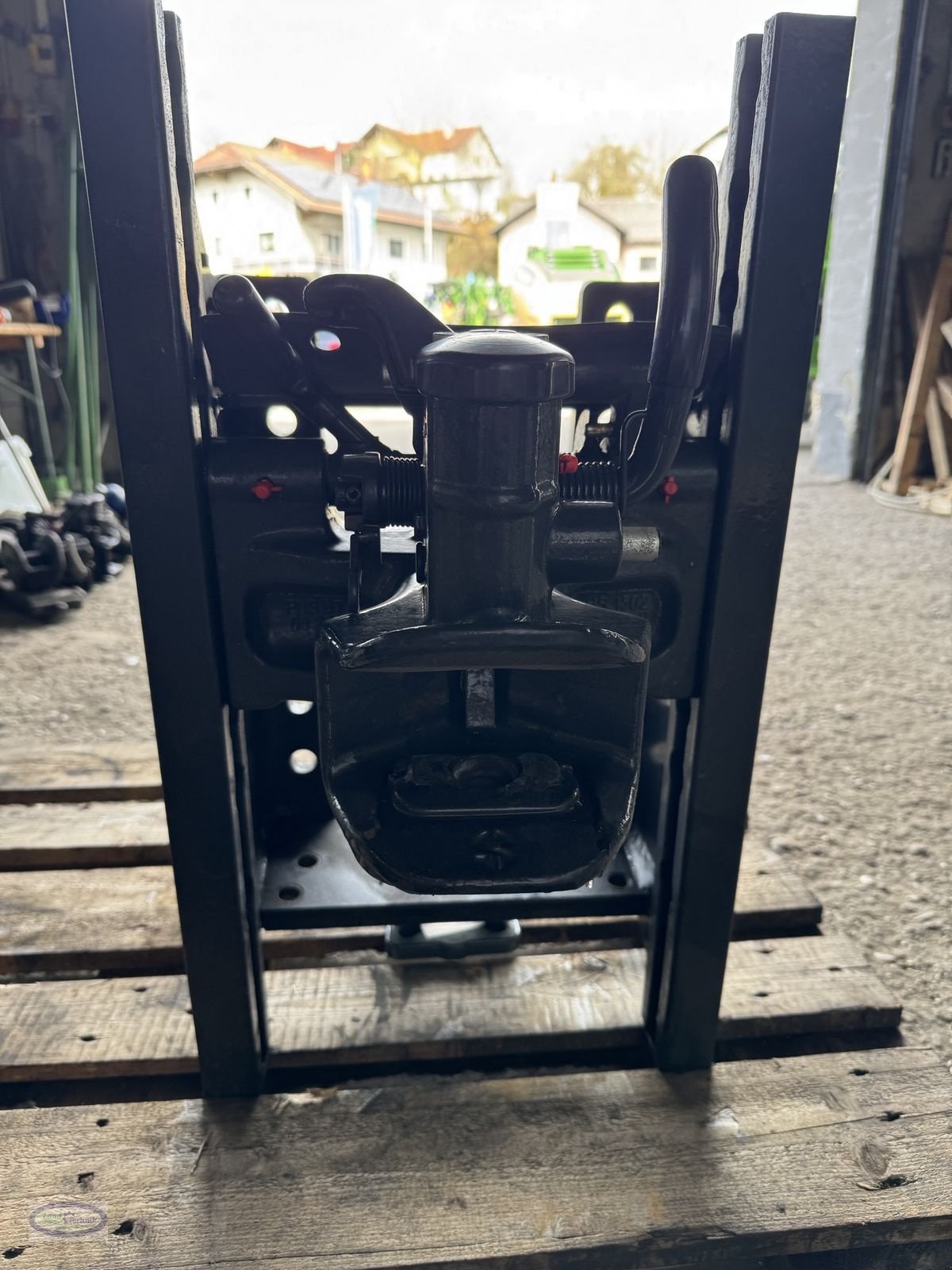 Sonstige Traktorteile tip New Holland Lagerbock/AHK Sauermann, Neumaschine in Münzkirchen (Poză 1)