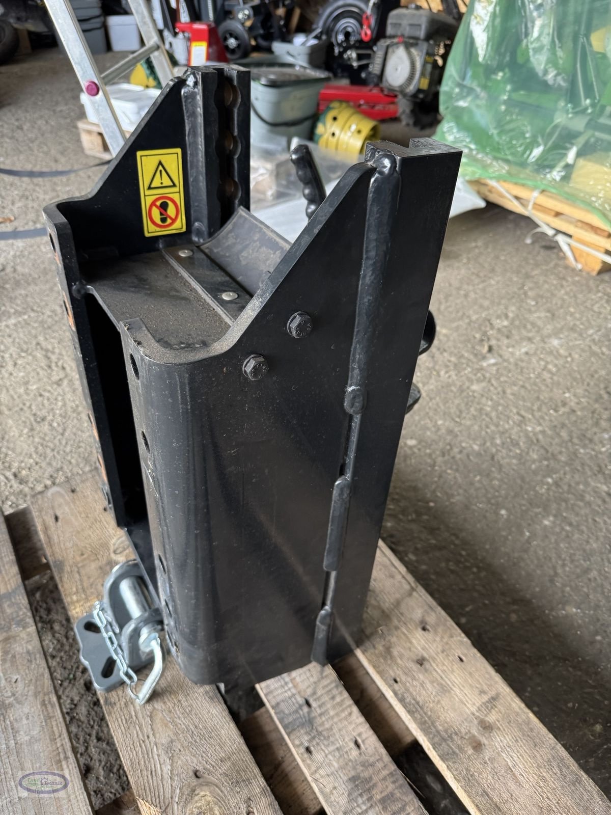 Sonstige Traktorteile tip New Holland Lagerbock/AHK Sauermann, Neumaschine in Münzkirchen (Poză 3)