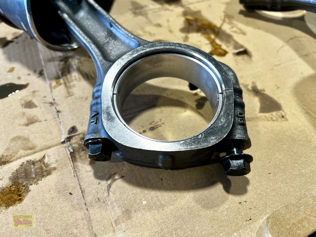 Sonstige Traktorteile des Typs New Holland Pleuelstange mit Kolben 5801425723 // 8099152, Gebrauchtmaschine in Kötschach (Bild 3)