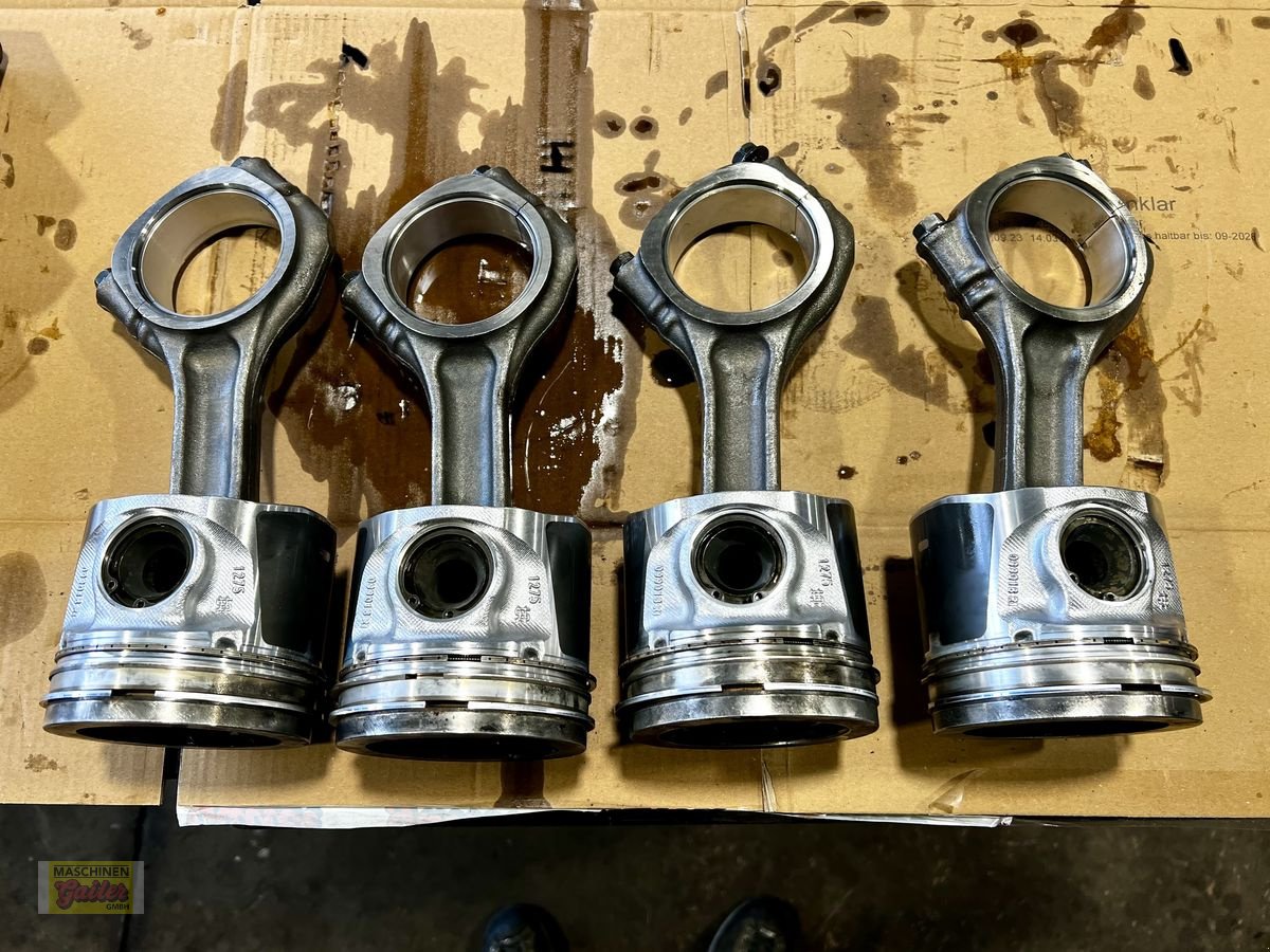 Sonstige Traktorteile des Typs New Holland Pleuelstange mit Kolben 5801425723 // 8099152, Gebrauchtmaschine in Kötschach (Bild 2)