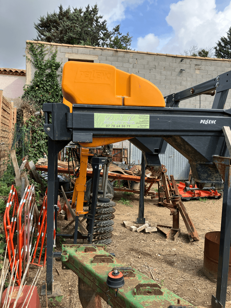 Sonstige Traktorteile типа Pellenc PORTE MASSES PELLENC, Gebrauchtmaschine в SAINT ANDIOL (Фотография 4)