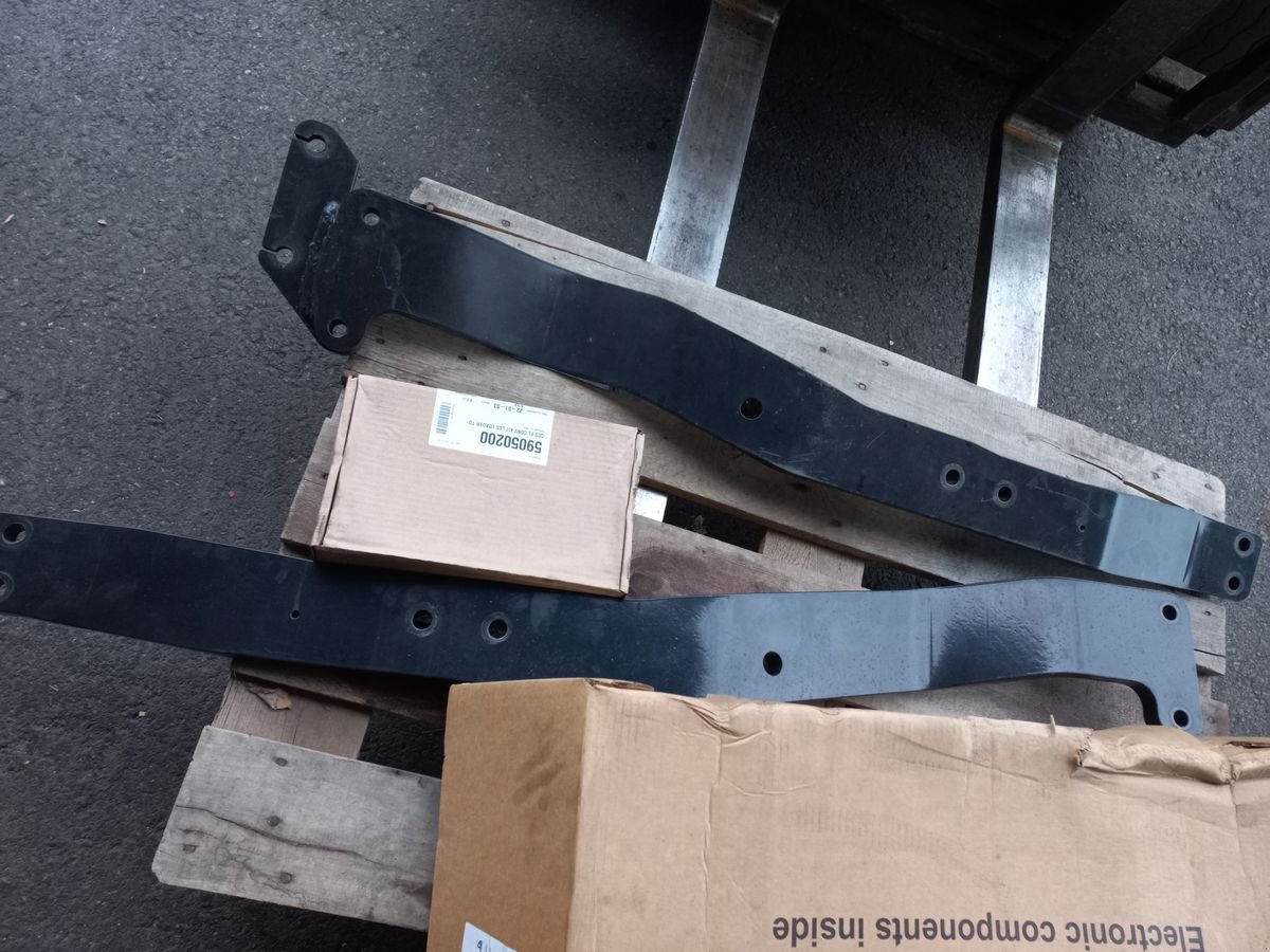 Sonstige Traktorteile des Typs Same Sauter Abstrebung, Gebrauchtmaschine in Saxen (Bild 1)