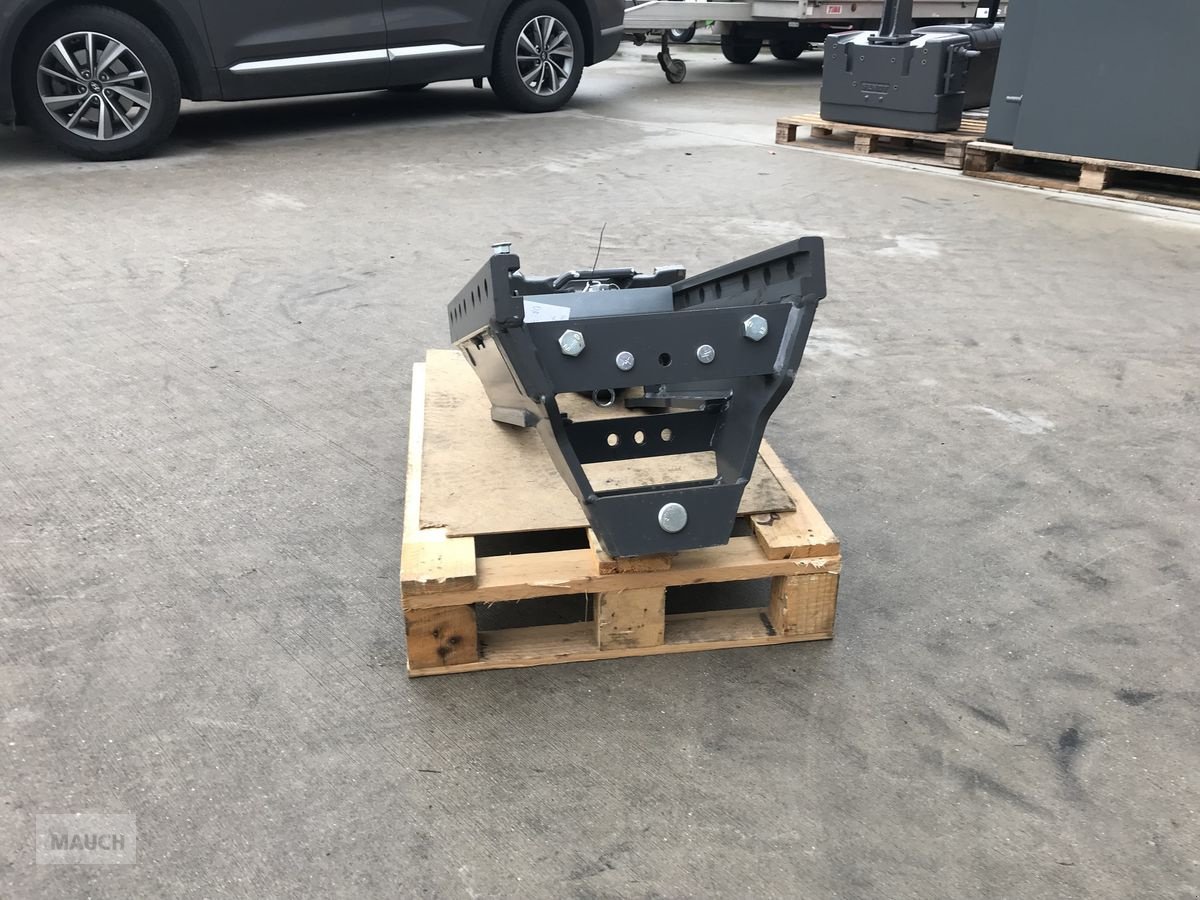 Sonstige Traktorteile des Typs Scharmüller Anhängerahmen 390mm + K80 höhenverstellbar, Neumaschine in Burgkirchen (Bild 5)