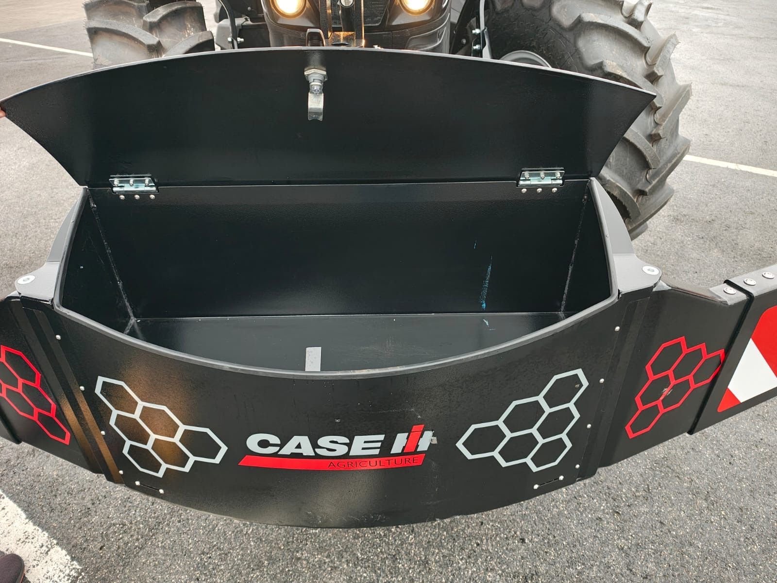 Sonstige Traktorteile typu Sonstige 1000kg Frontgewicht mit Werkzeugkiste, Neumaschine w Tamsweg (Zdjęcie 5)