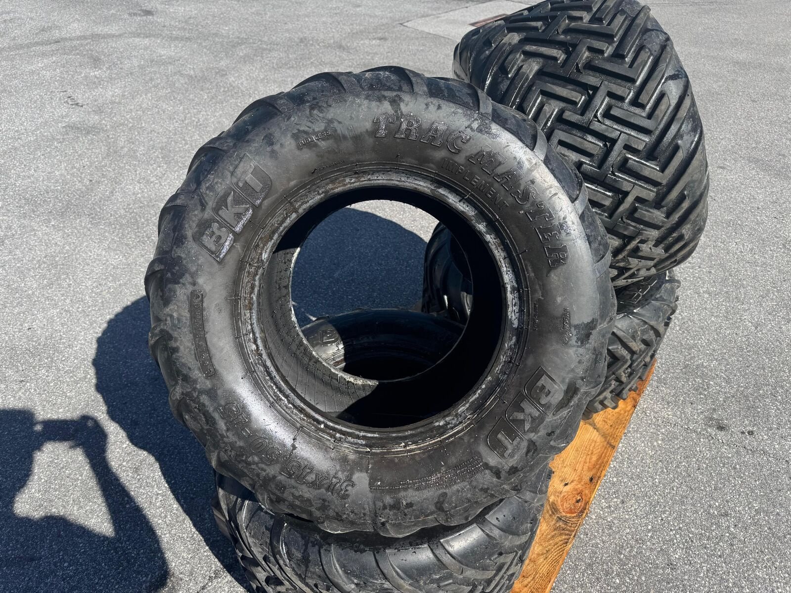 Sonstige Traktorteile typu Sonstige 31 x 15.50 - 15 Terra, Gebrauchtmaschine v St. Johann (Obrázek 2)