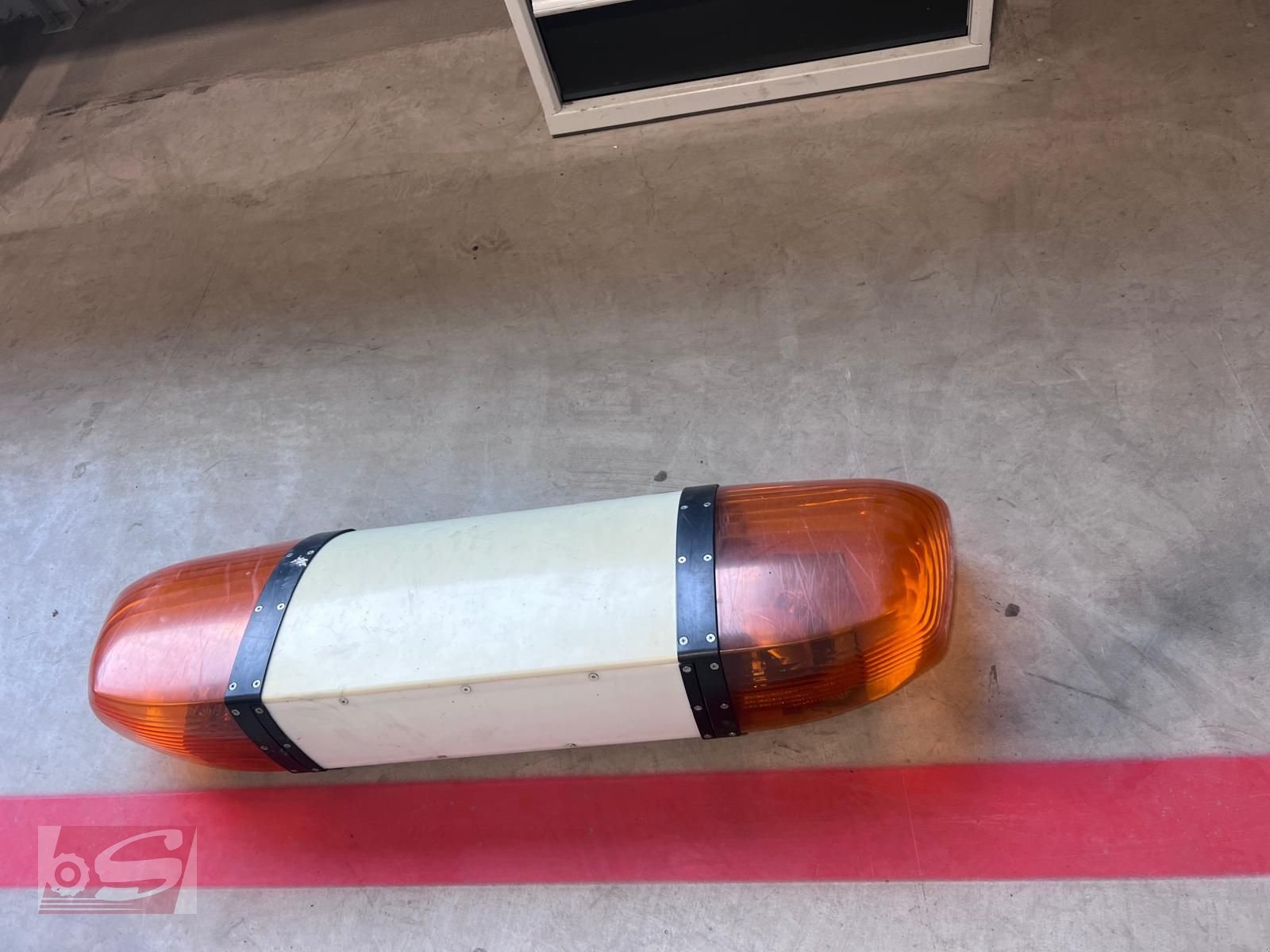 Sonstige Traktorteile typu Sonstige Drehlichtbalken, Gebrauchtmaschine v Offenhausen (Obrázek 2)