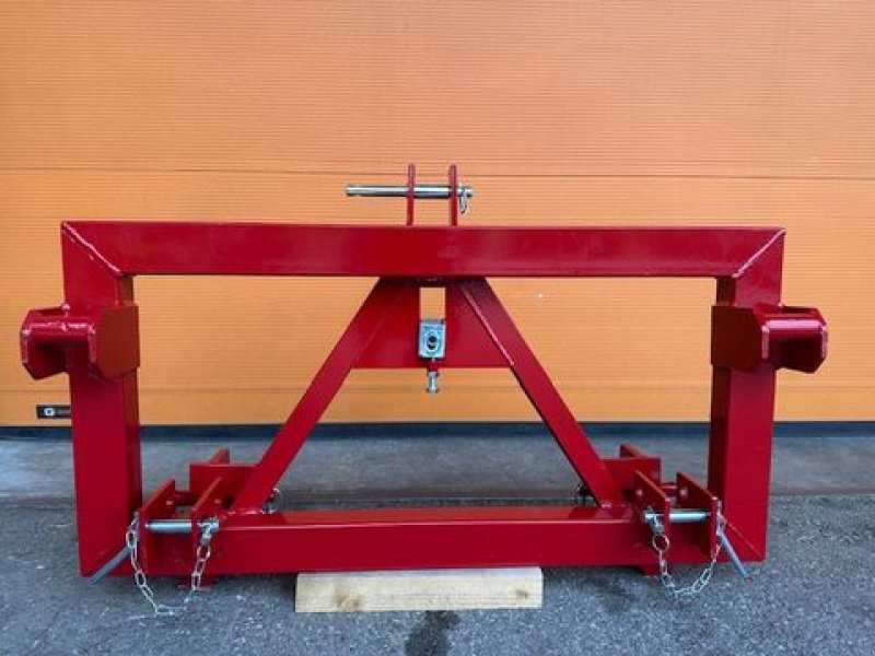 Sonstige Traktorteile typu Sonstige Dreipunktadapter Dreieck-Euro, Neumaschine v Tamsweg (Obrázek 1)