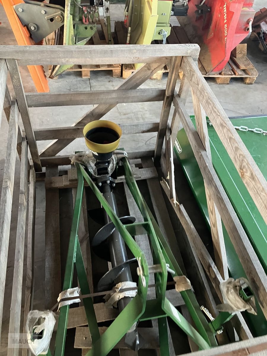 Sonstige Traktorteile des Typs Sonstige Erdbohrer auf Dreipunkt, Neumaschine in Burgkirchen (Bild 2)