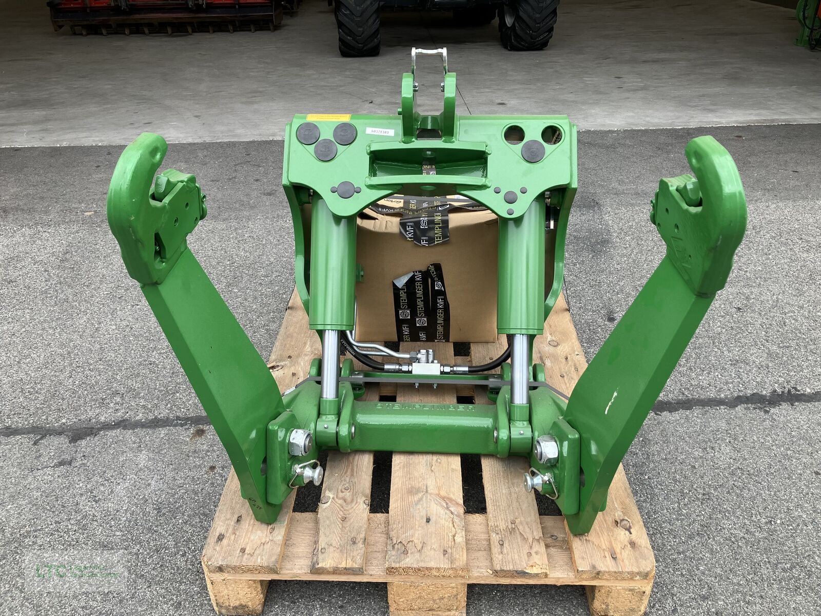 Sonstige Traktorteile des Typs Sonstige Fronthydraulik John Deere 6M, Neumaschine in Redlham (Bild 5)