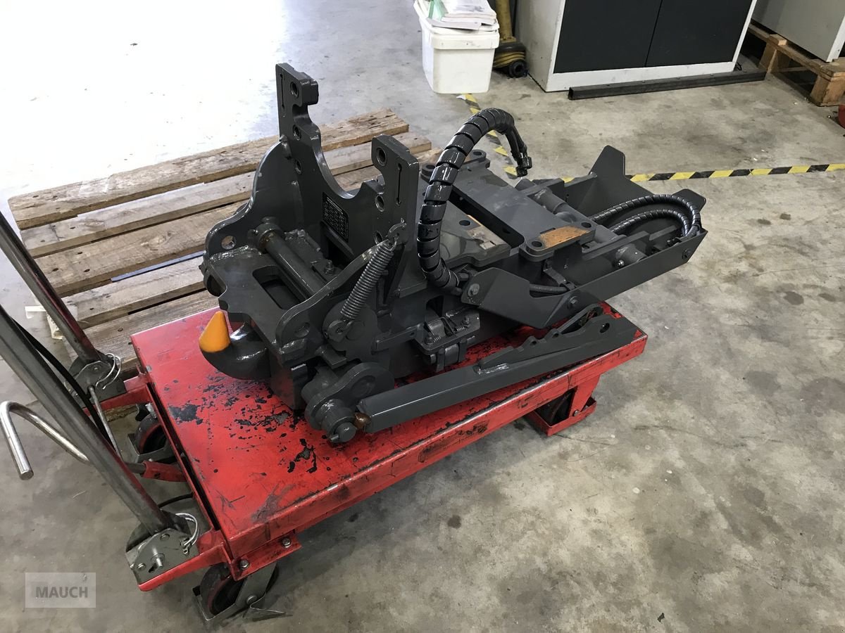 Sonstige Traktorteile des Typs Sonstige Hitch zu Valtra T-Serie, Neumaschine in Burgkirchen (Bild 2)