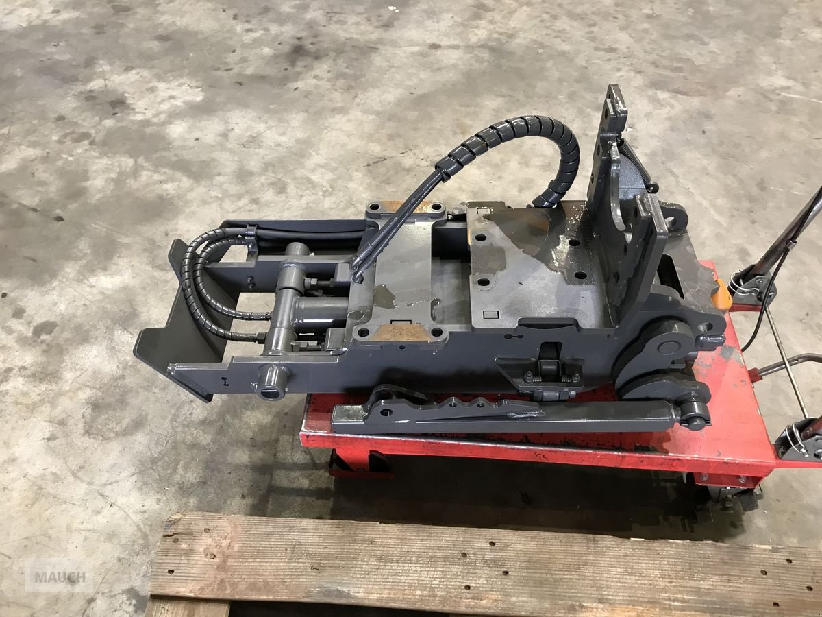 Sonstige Traktorteile des Typs Sonstige Hitch zu Valtra T-Serie, Neumaschine in Burgkirchen (Bild 5)
