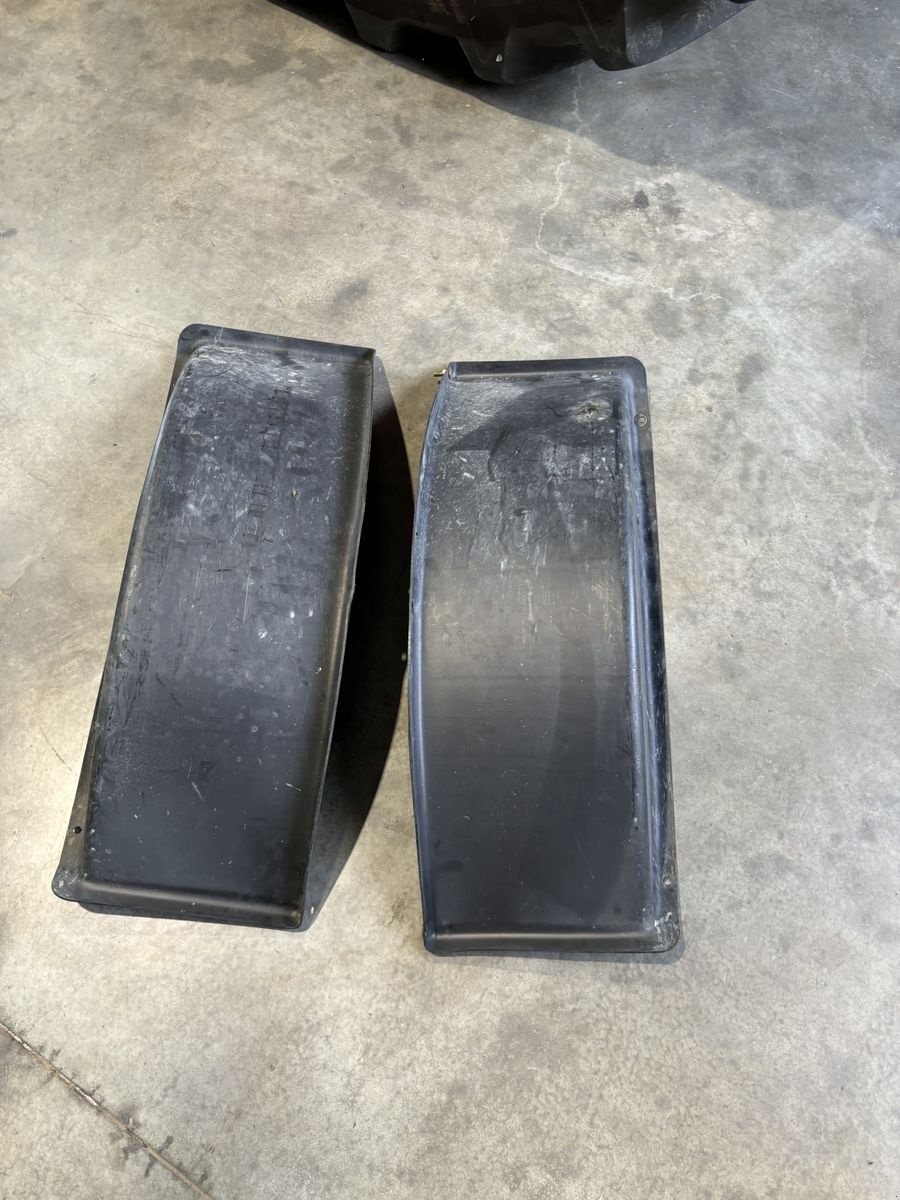 Sonstige Traktorteile des Typs Sonstige Kotflügel, Gebrauchtmaschine in Mistelbach (Bild 13)