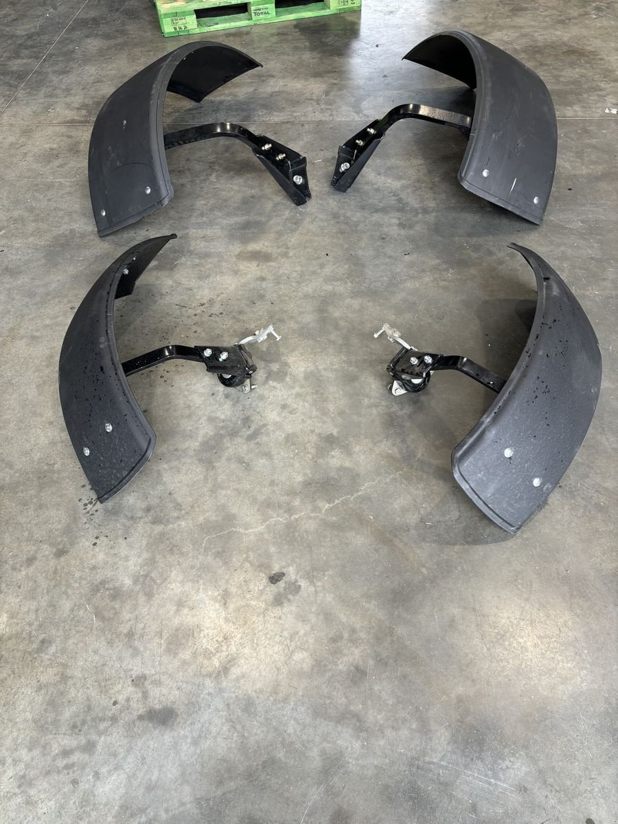 Sonstige Traktorteile des Typs Sonstige Kotflügel, Gebrauchtmaschine in Mistelbach (Bild 9)