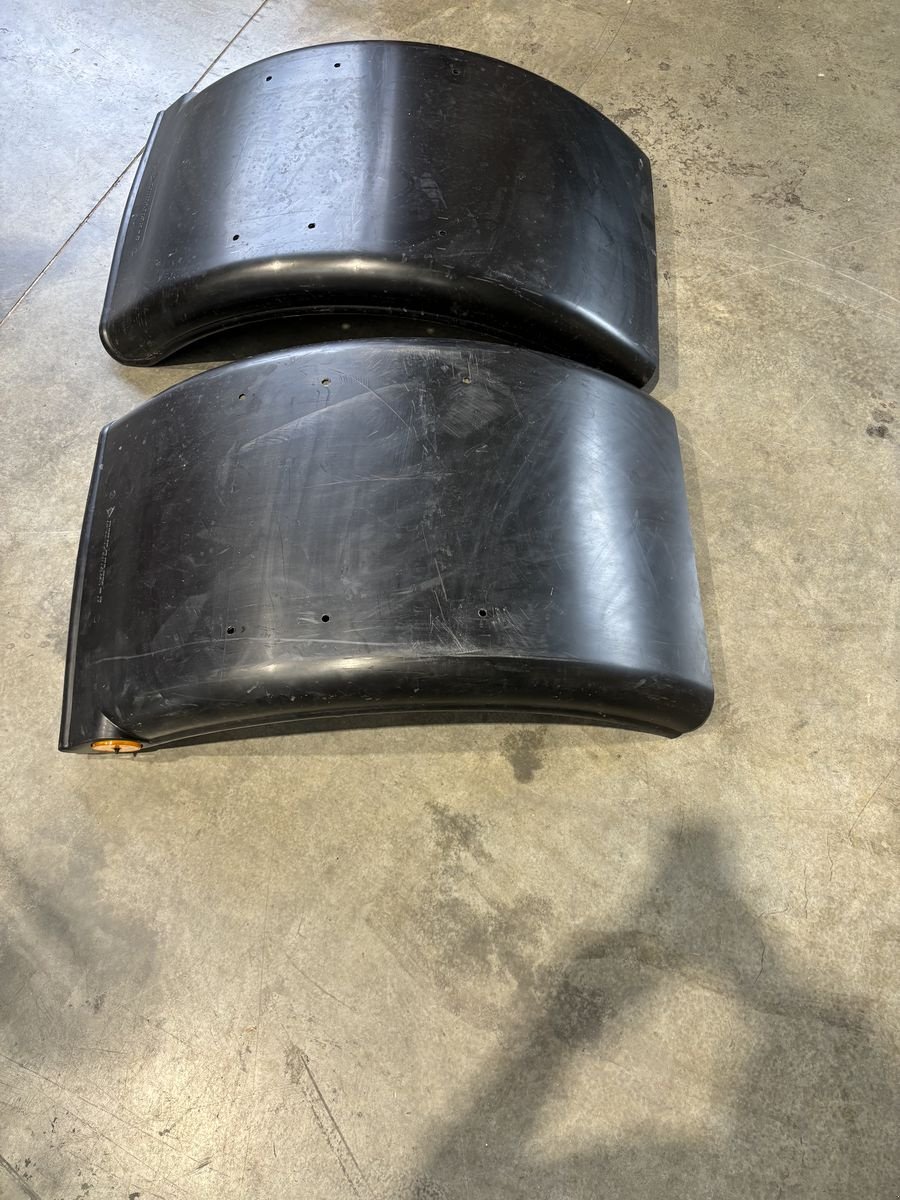 Sonstige Traktorteile des Typs Sonstige Kotflügel, Gebrauchtmaschine in Mistelbach (Bild 17)