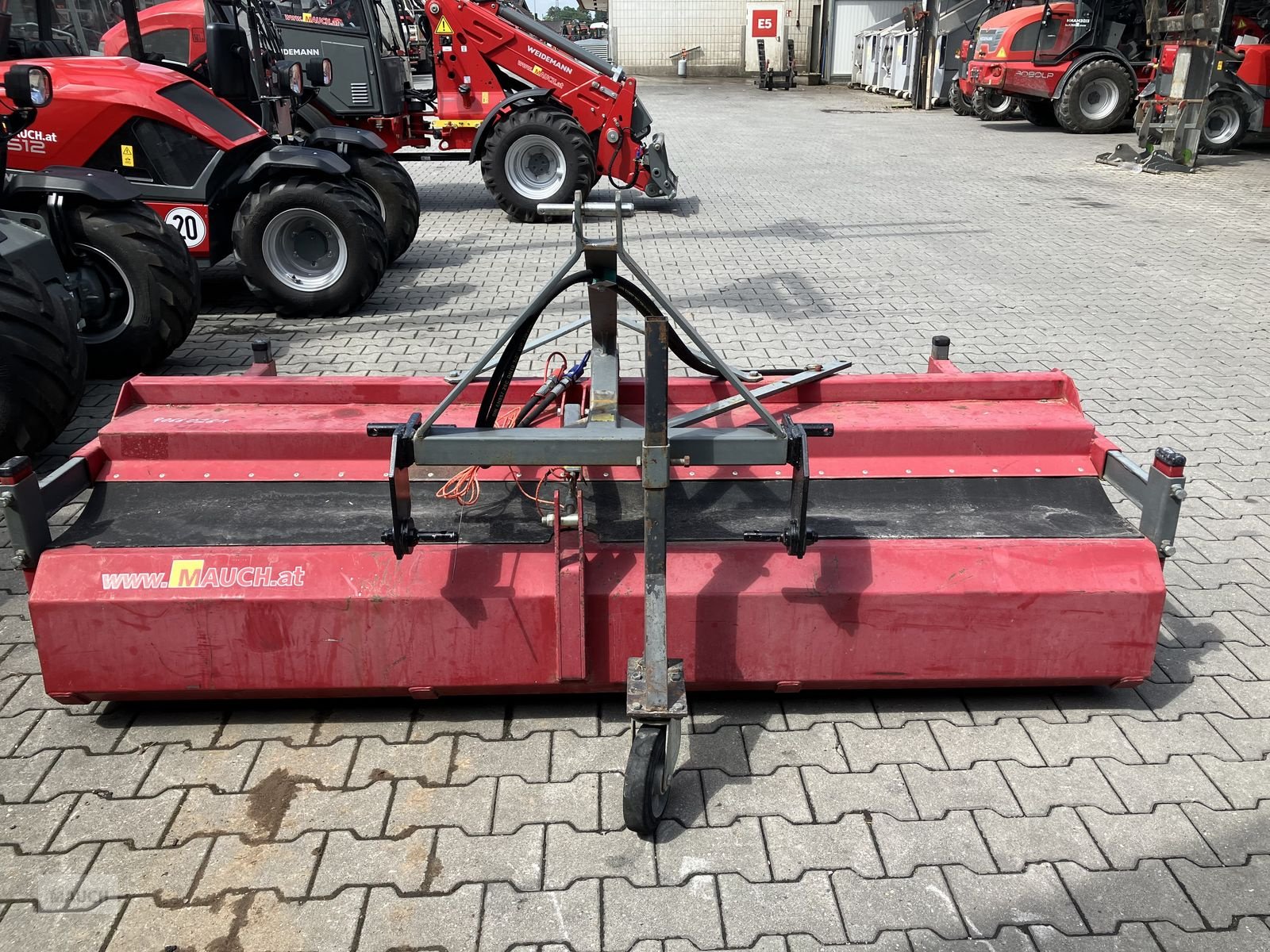 Sonstige Traktorteile des Typs Sonstige Mayer Kehrmaschine 2300mm, Gebrauchtmaschine in Burgkirchen (Bild 10)