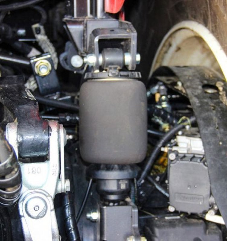 Sonstige Traktorteile a típus Sonstige SAMO pneum. Kabinenfederung, Neumaschine ekkor: St. Marienkirchen (Kép 2)