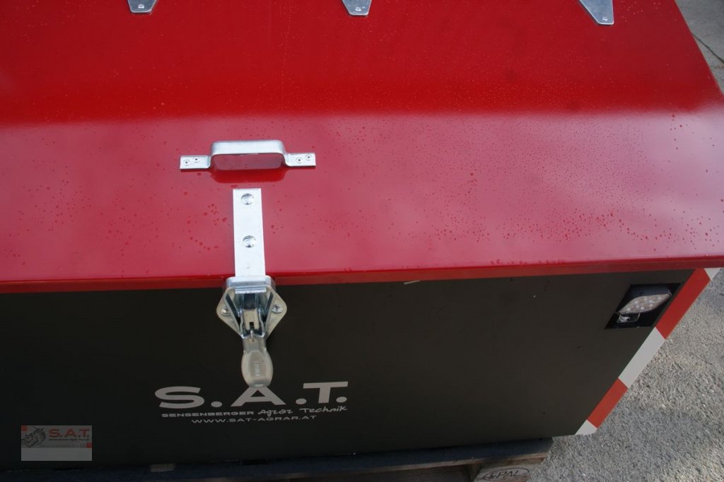 Sonstige Traktorteile типа Sonstige SAT-Transportkiste mit LED, Gebrauchtmaschine в Eberschwang (Фотография 8)
