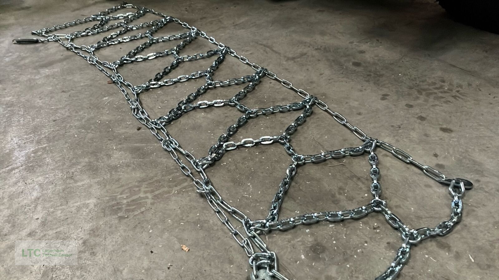 Sonstige Traktorteile des Typs Sonstige Schneeketten 24x8.50-12, Neumaschine in Herzogenburg (Bild 1)