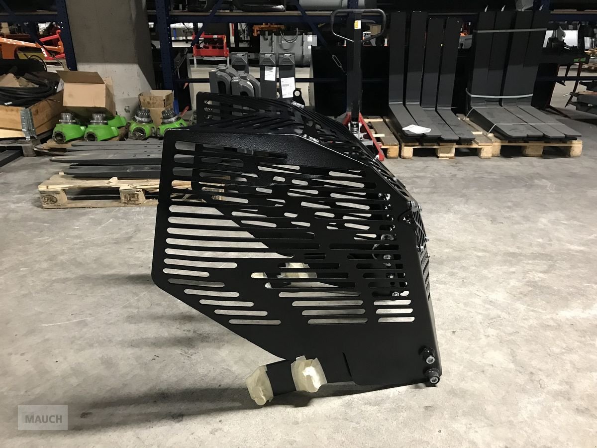 Sonstige Traktorteile des Typs Sonstige Timberguard Motorhaubenschutz Valtra N5-Serie, Neumaschine in Burgkirchen (Bild 7)