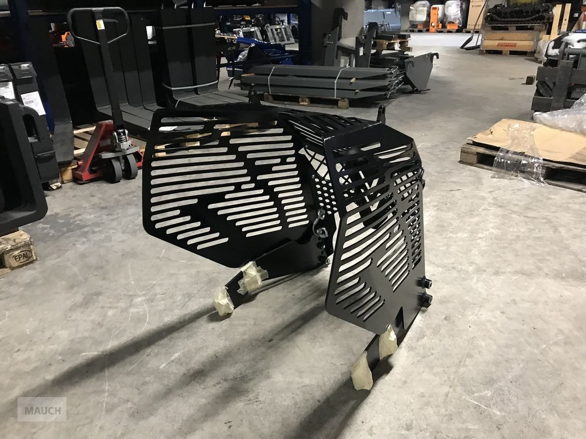 Sonstige Traktorteile des Typs Sonstige Timberguard Motorhaubenschutz Valtra N5-Serie, Neumaschine in Burgkirchen (Bild 6)