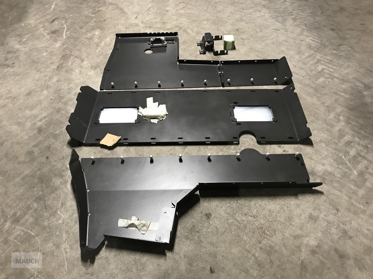 Sonstige Traktorteile des Typs Sonstige Timberguard Unterbodenschutz Valtra A5-Serie, Neumaschine in Burgkirchen (Bild 3)