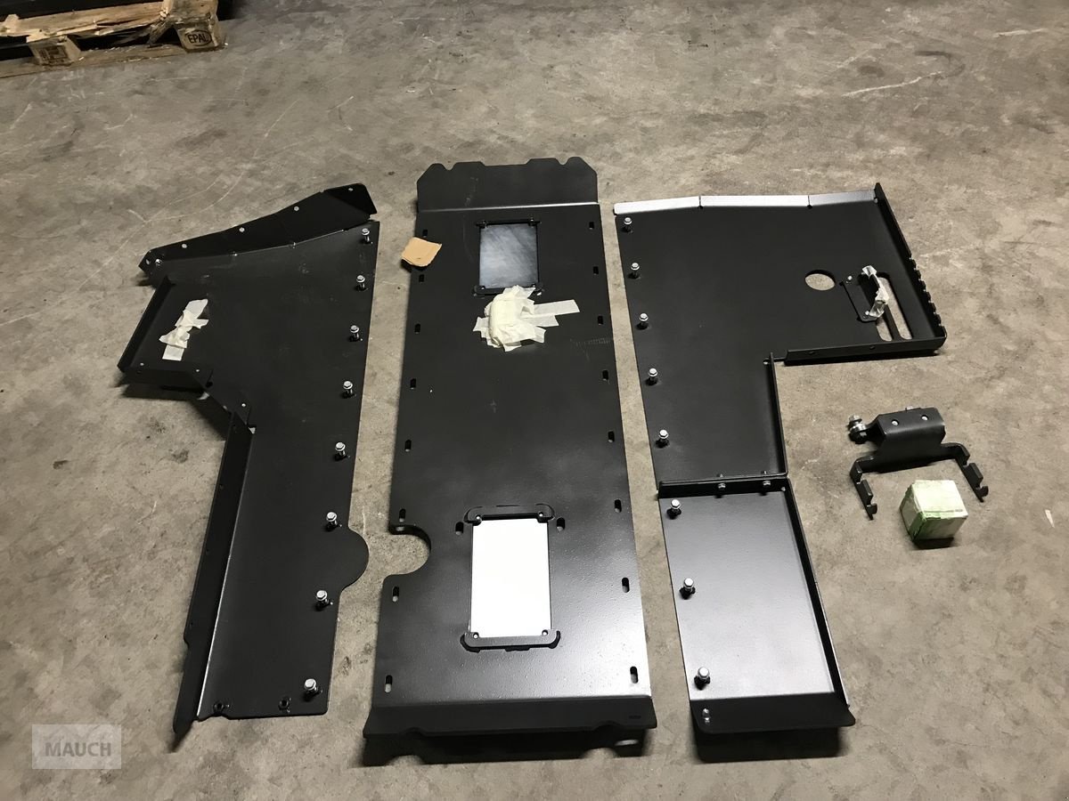 Sonstige Traktorteile des Typs Sonstige Timberguard Unterbodenschutz Valtra A5-Serie, Neumaschine in Burgkirchen (Bild 1)