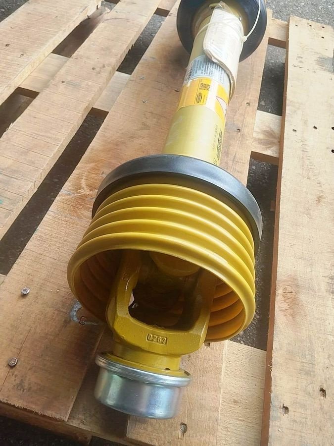 Sonstige Traktorteile des Typs Sonstige Walterscheid Gelenkwelle mit Nockenschaltkupplun, Neumaschine in Neukirchen am Walde  (Bild 3)