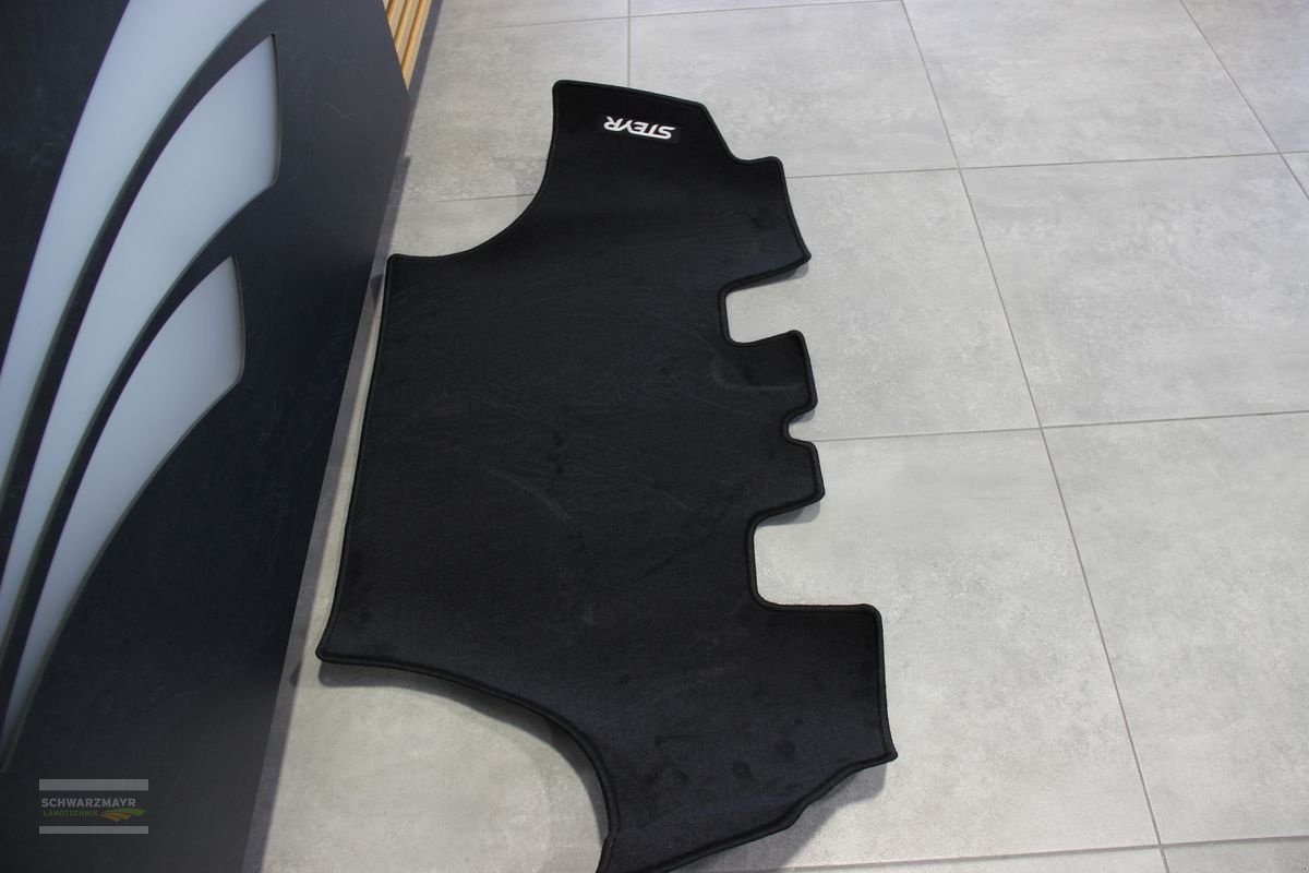 Sonstige Traktorteile des Typs Steyr Fußmatte Original, Neumaschine in Aurolzmünster (Bild 2)