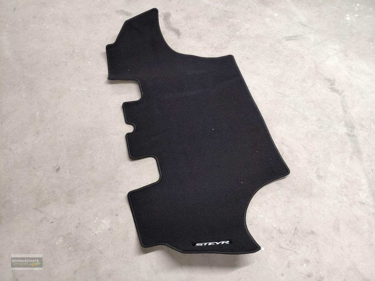 Sonstige Traktorteile des Typs Steyr Fußmatte Original, Neumaschine in Aurolzmünster (Bild 9)
