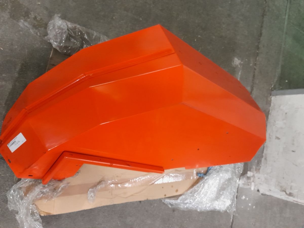 Sonstige Traktorteile des Typs Steyr Kotflügel rechts für Steyr 958 (Nachbau), Gebrauchtmaschine in Bergheim (Bild 1)