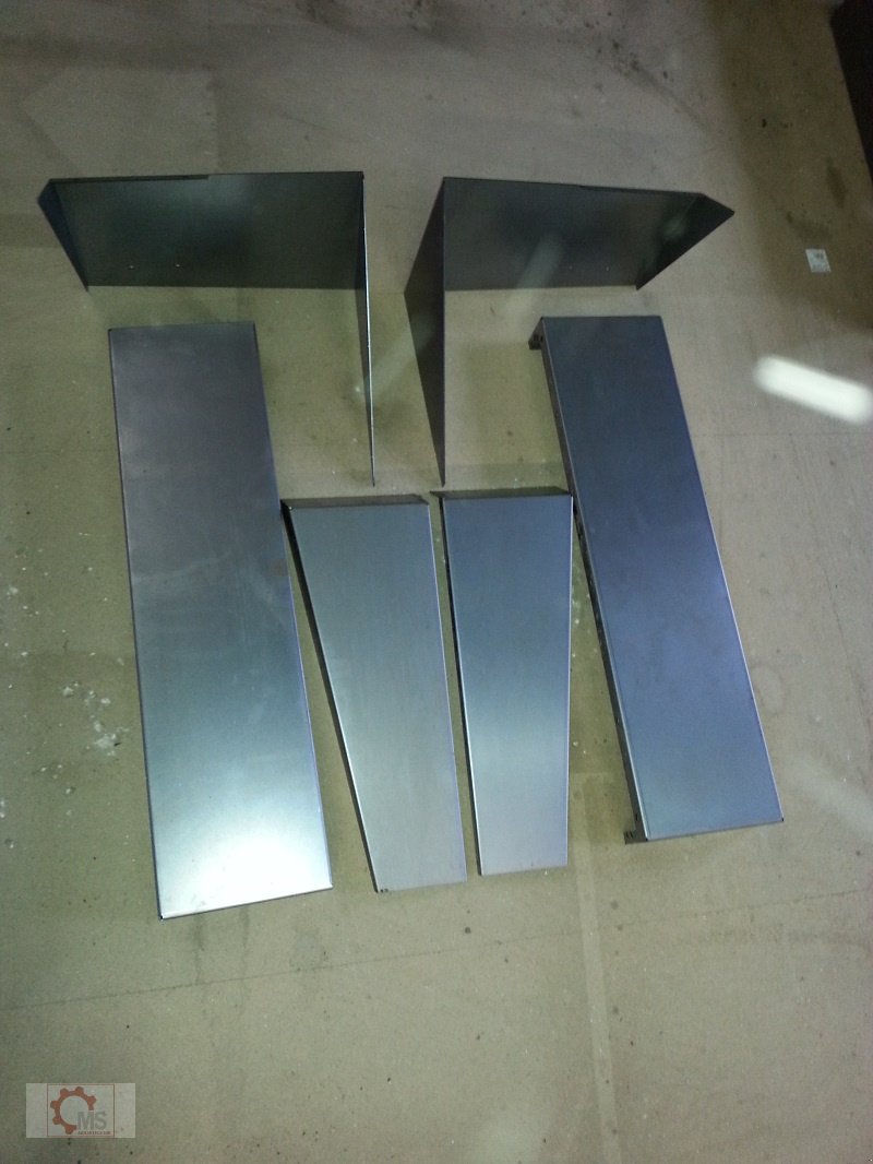 Sonstige Traktorteile typu Steyr Neue Nachbau Kotflügel SK1 SK2 8000 8100, Neumaschine v Tiefenbach (Obrázek 5)