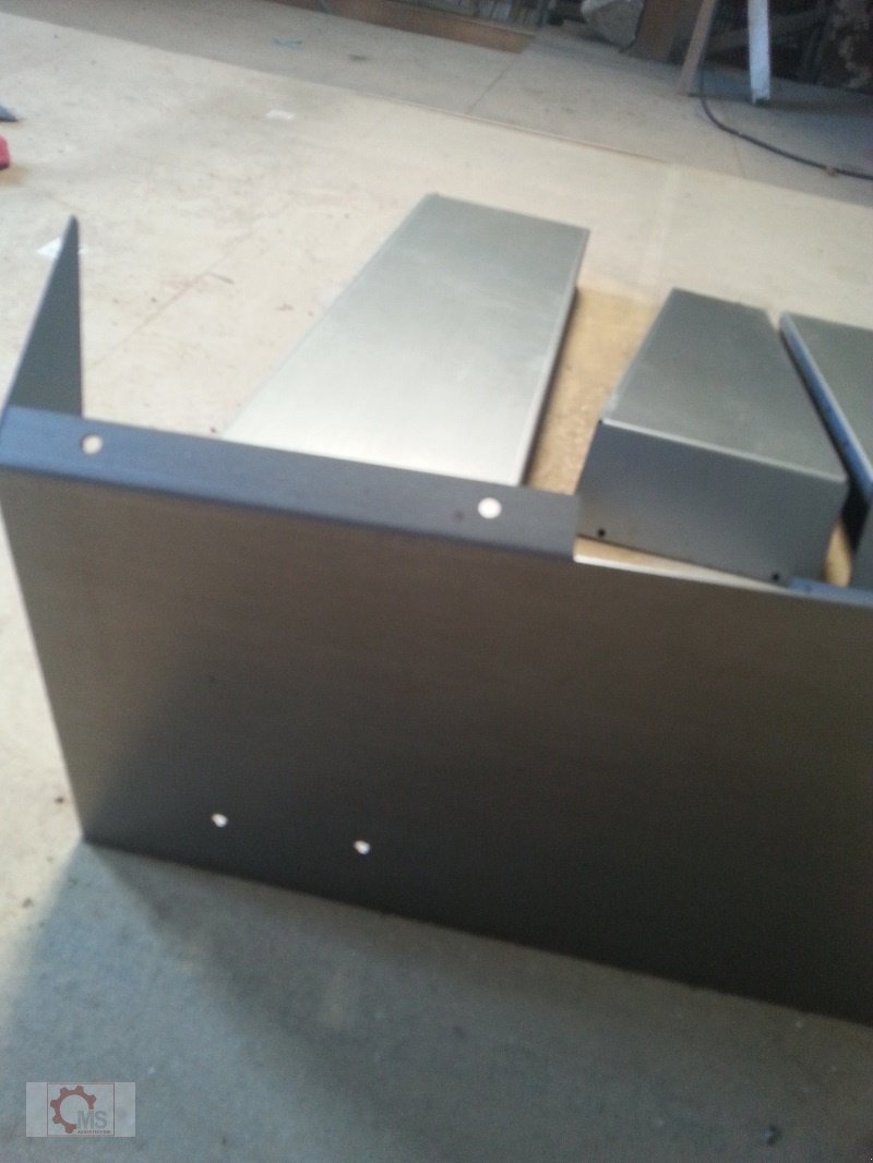 Sonstige Traktorteile typu Steyr Neue Nachbau Kotflügel SK1 SK2 8000 8100, Neumaschine v Tiefenbach (Obrázek 8)