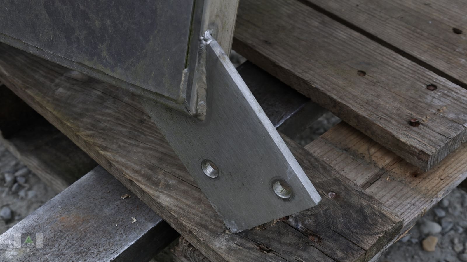 Sonstige Traktorteile от тип Valtra Frontschutz Valtra N, Gebrauchtmaschine в Markt Hartmannsdorf (Снимка 4)