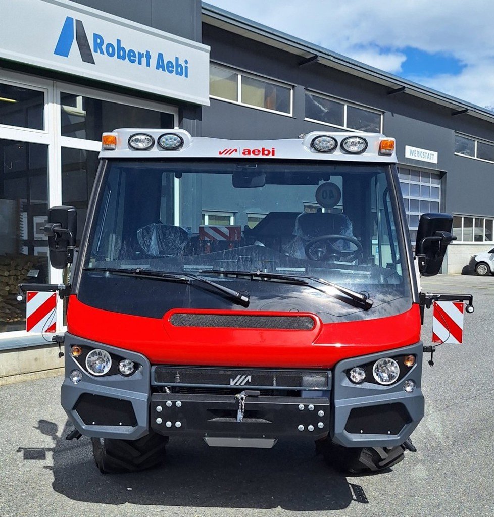 Sonstige Transporttechnik del tipo Aebi TP 420, Neumaschine In Susten (Immagine 2)