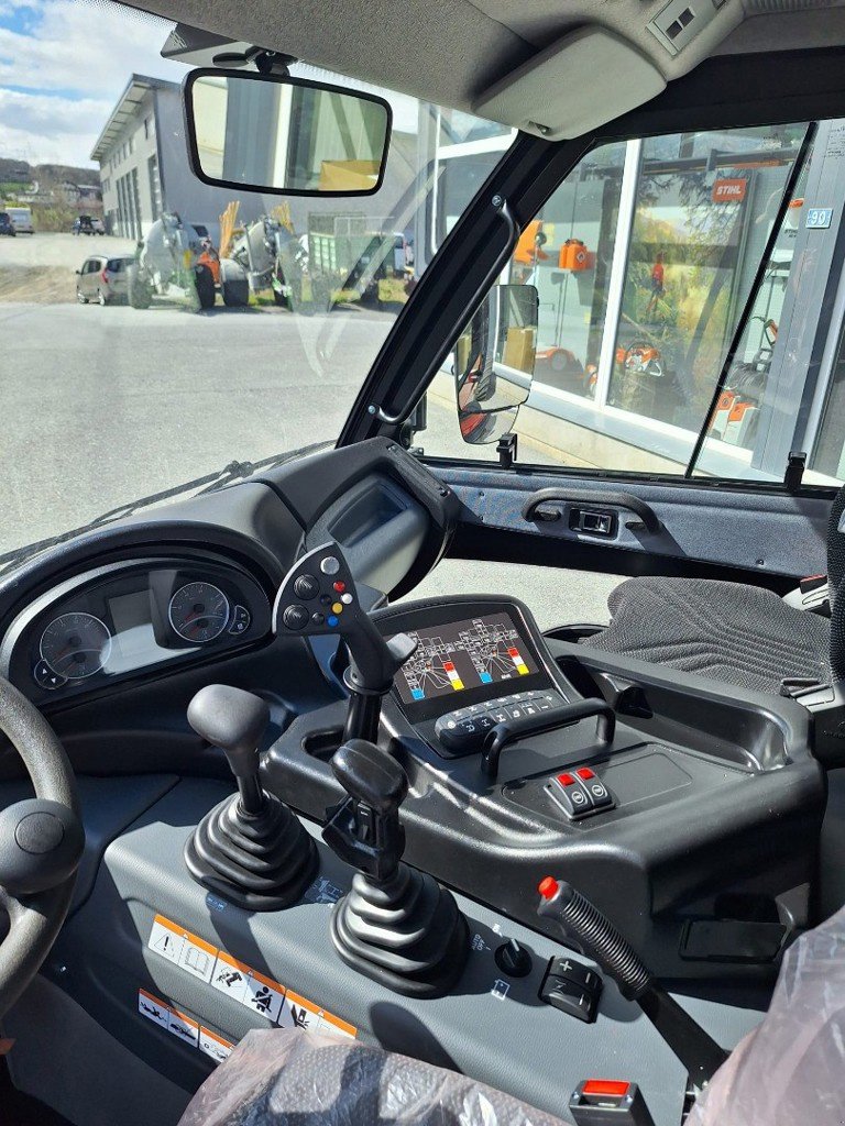 Sonstige Transporttechnik del tipo Aebi TP 420, Neumaschine In Susten (Immagine 7)